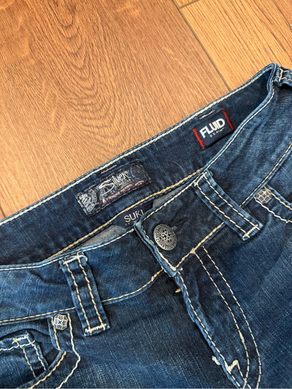 Silver Fluid Suki Jeans Women’s Dark Blue Slim Jeans